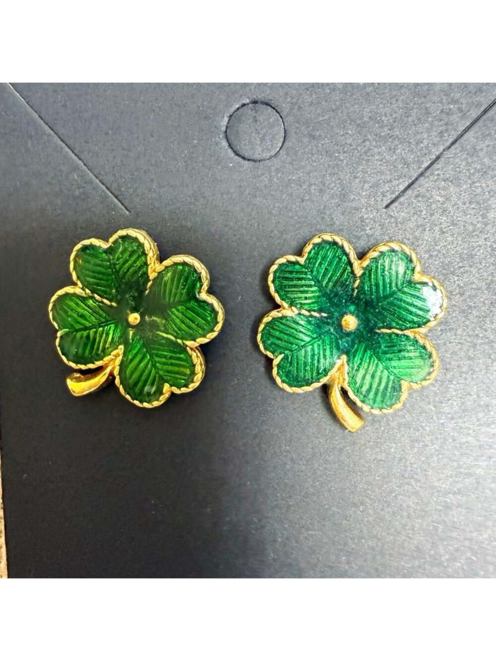 Avon Green Enamel Shamrock Stud Earrings Gold Tone Signed Butterfly Back 0.7in